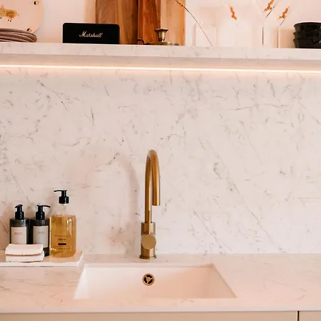 Appartamento New Design Top-class Next To The Castle-free Parking-terrace