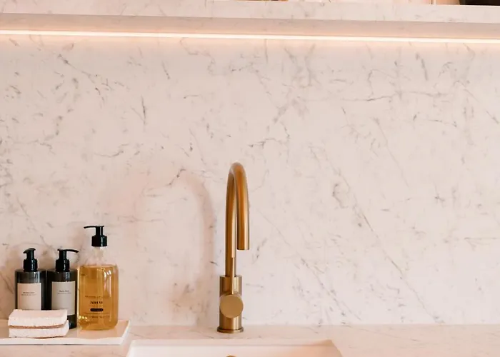 Apartmán New Design Top-class Next To The Castle-free Parking-terrace