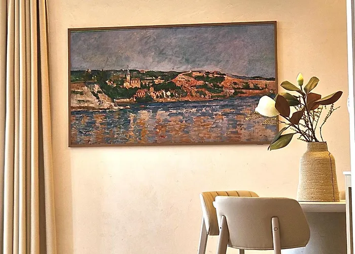 New Design Top-class Next To The Castle-free Parking-terrace